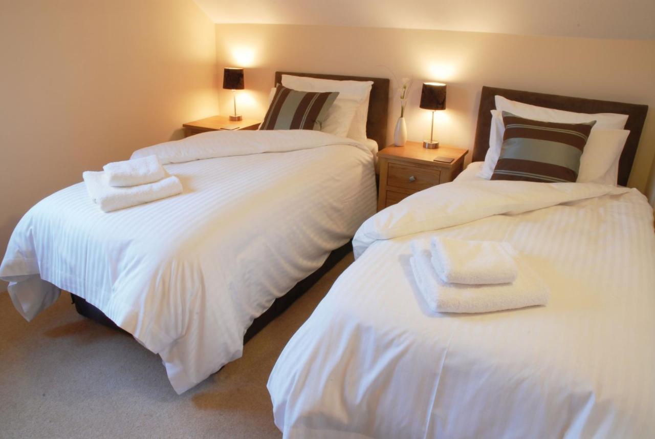 Kingfisher Hot Tub & Log Burner House On Premium Lakeside With Resort Facilities St Columb Major Eksteriør billede